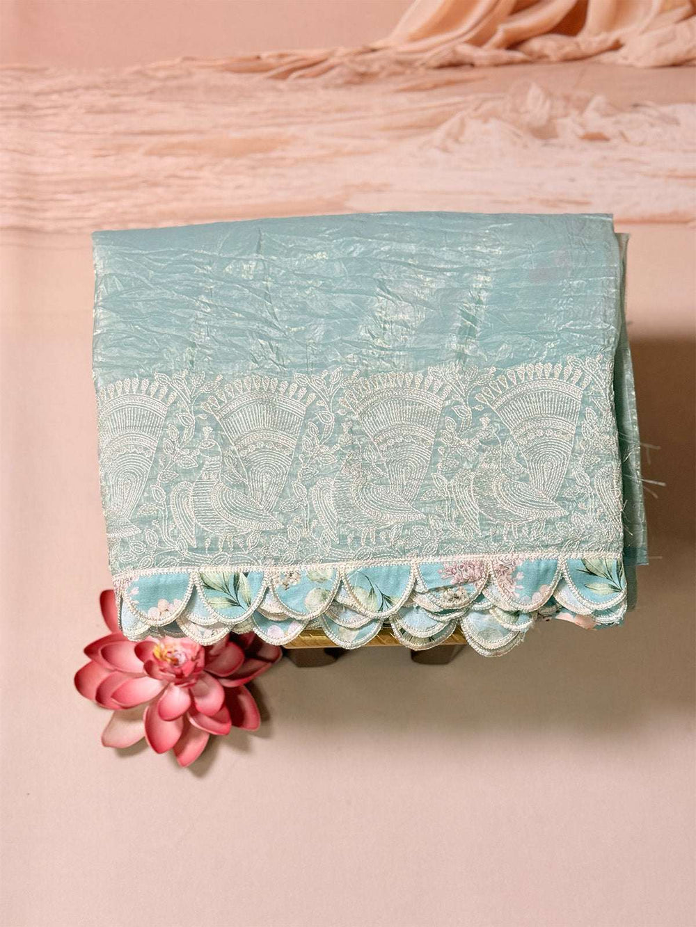 Tissue crush saree with scalloped border