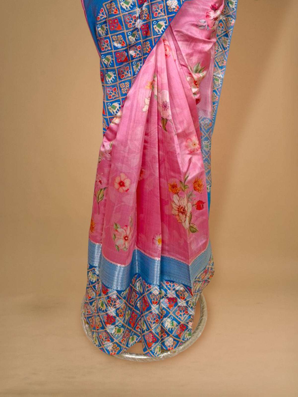 mona silk