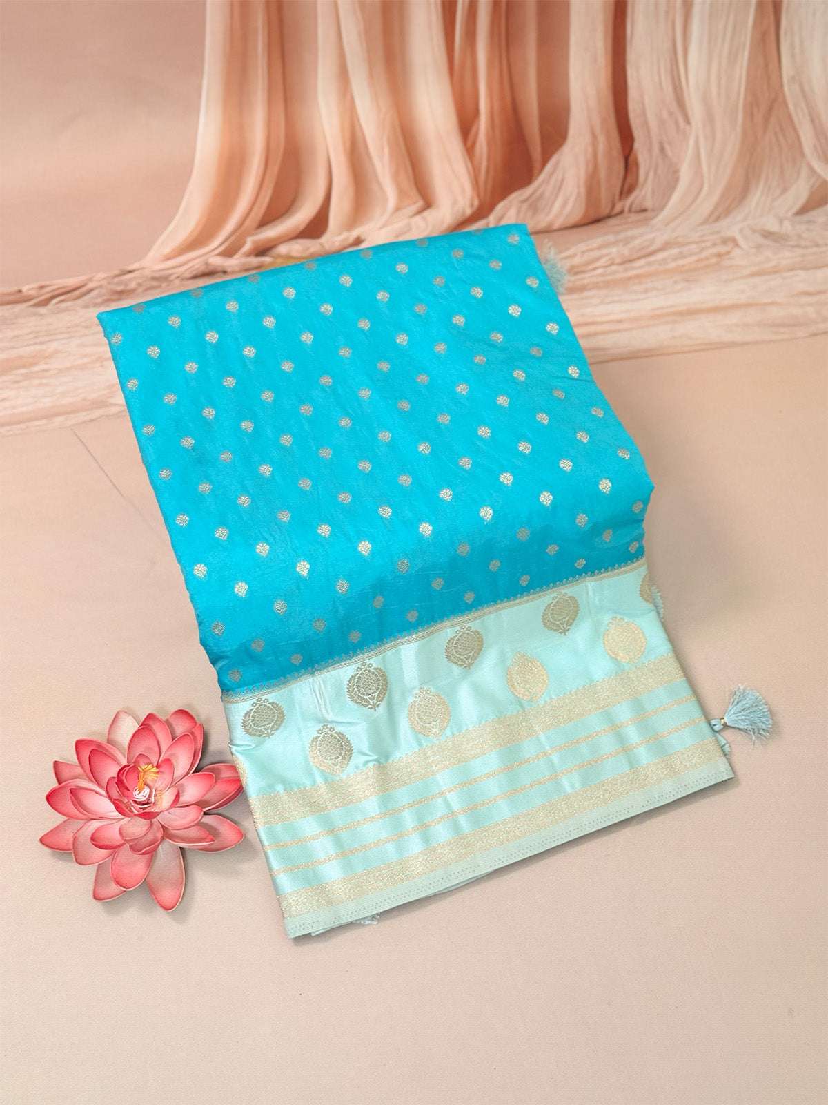 Mashroom silk with satin border