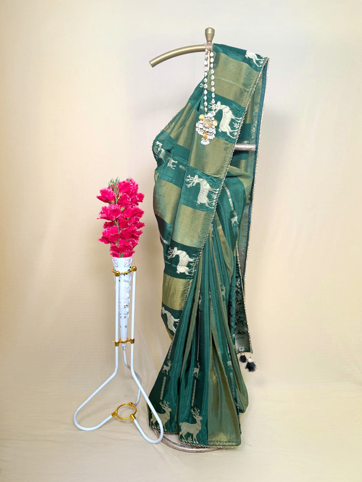 banarasi mungasilk
