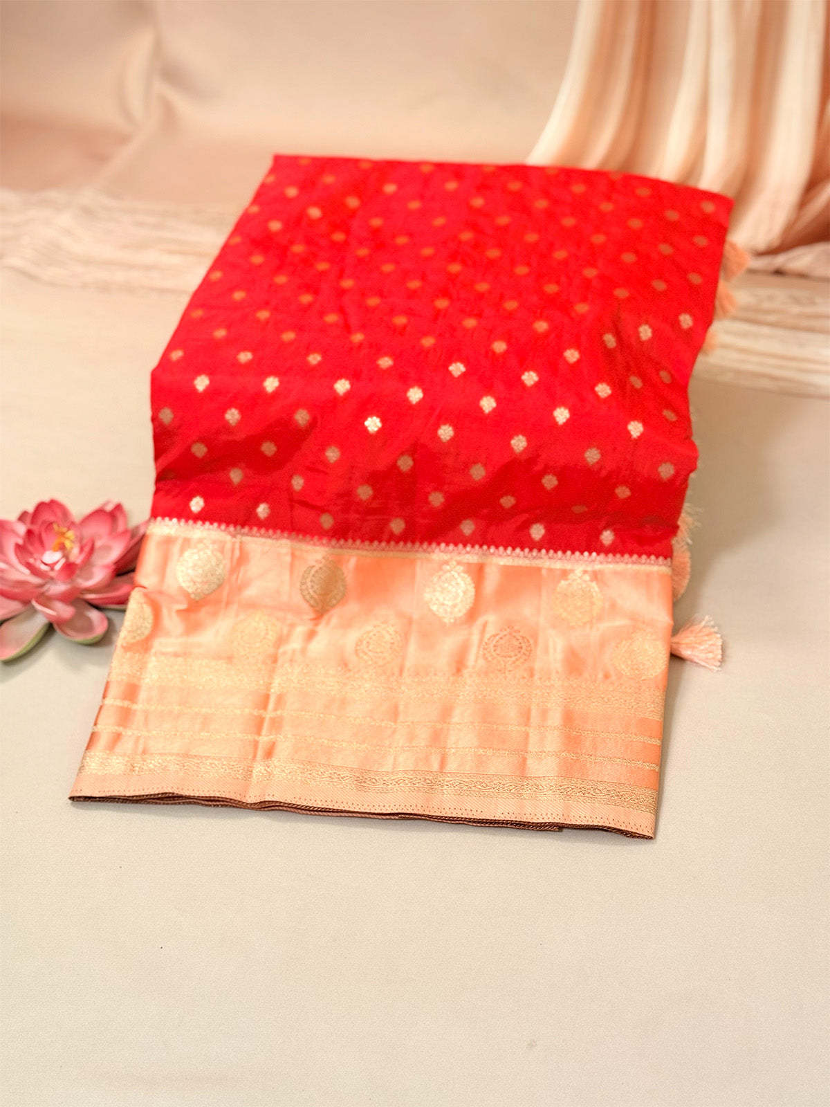 Mashroom silk with satin border