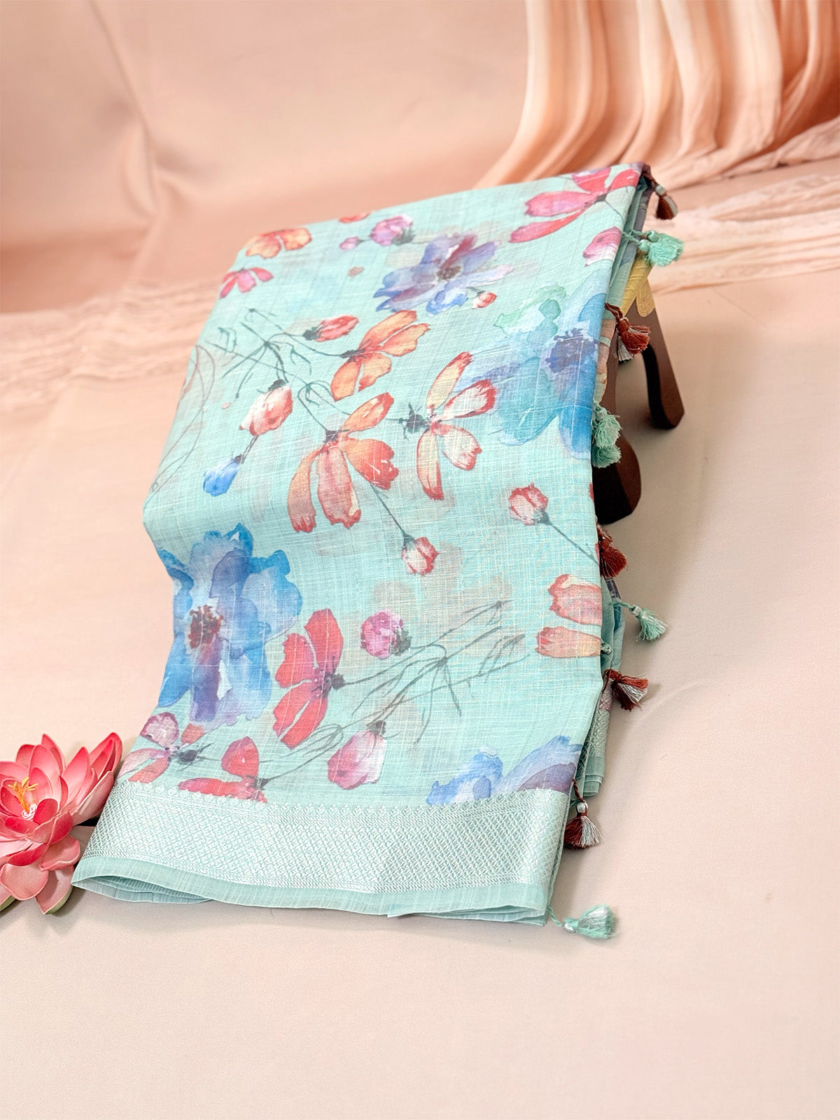 Pure linen with digital floral print