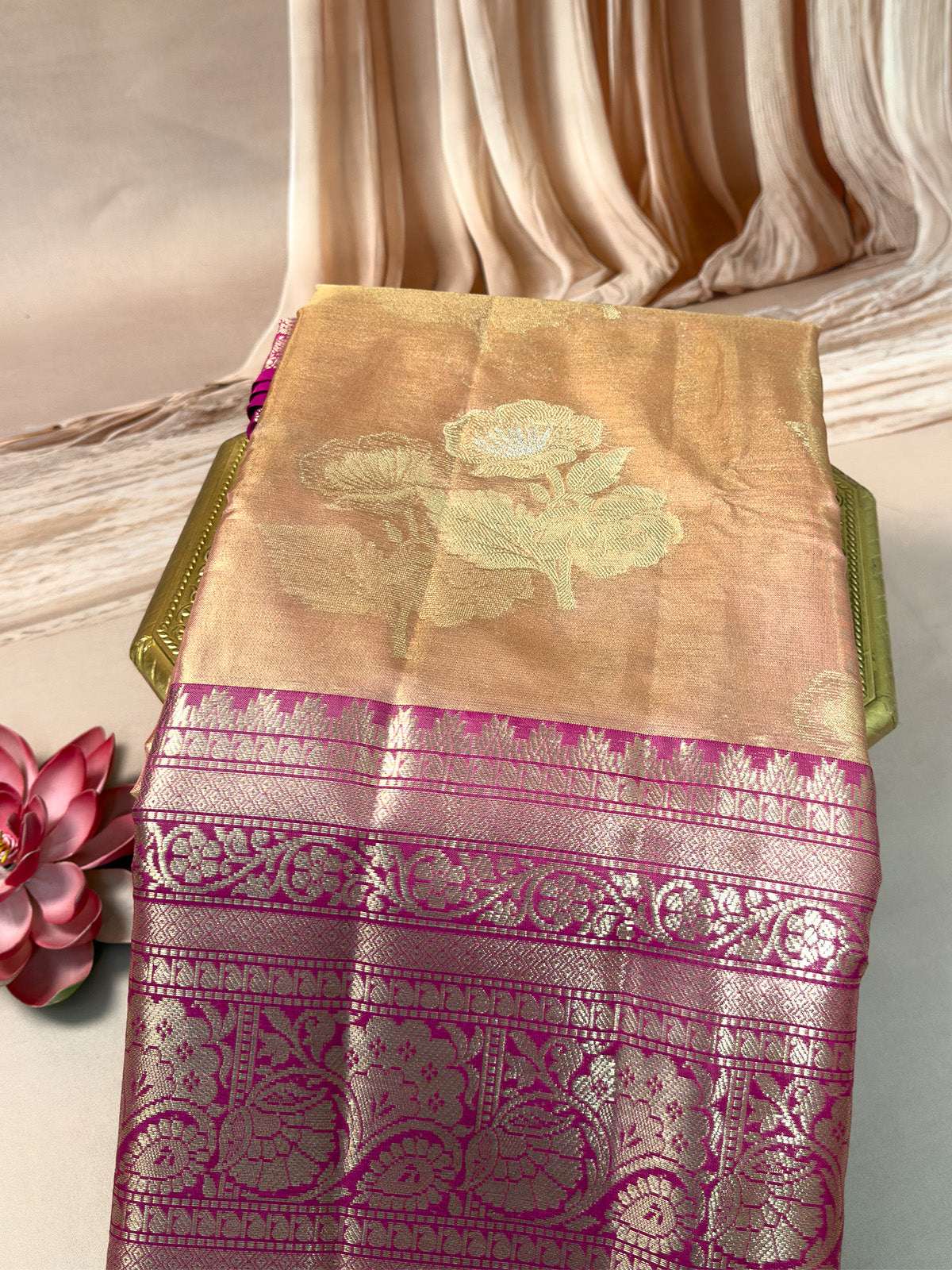 Tissue Pattu