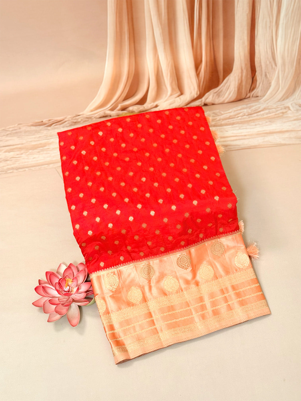 Mashroom silk with satin border