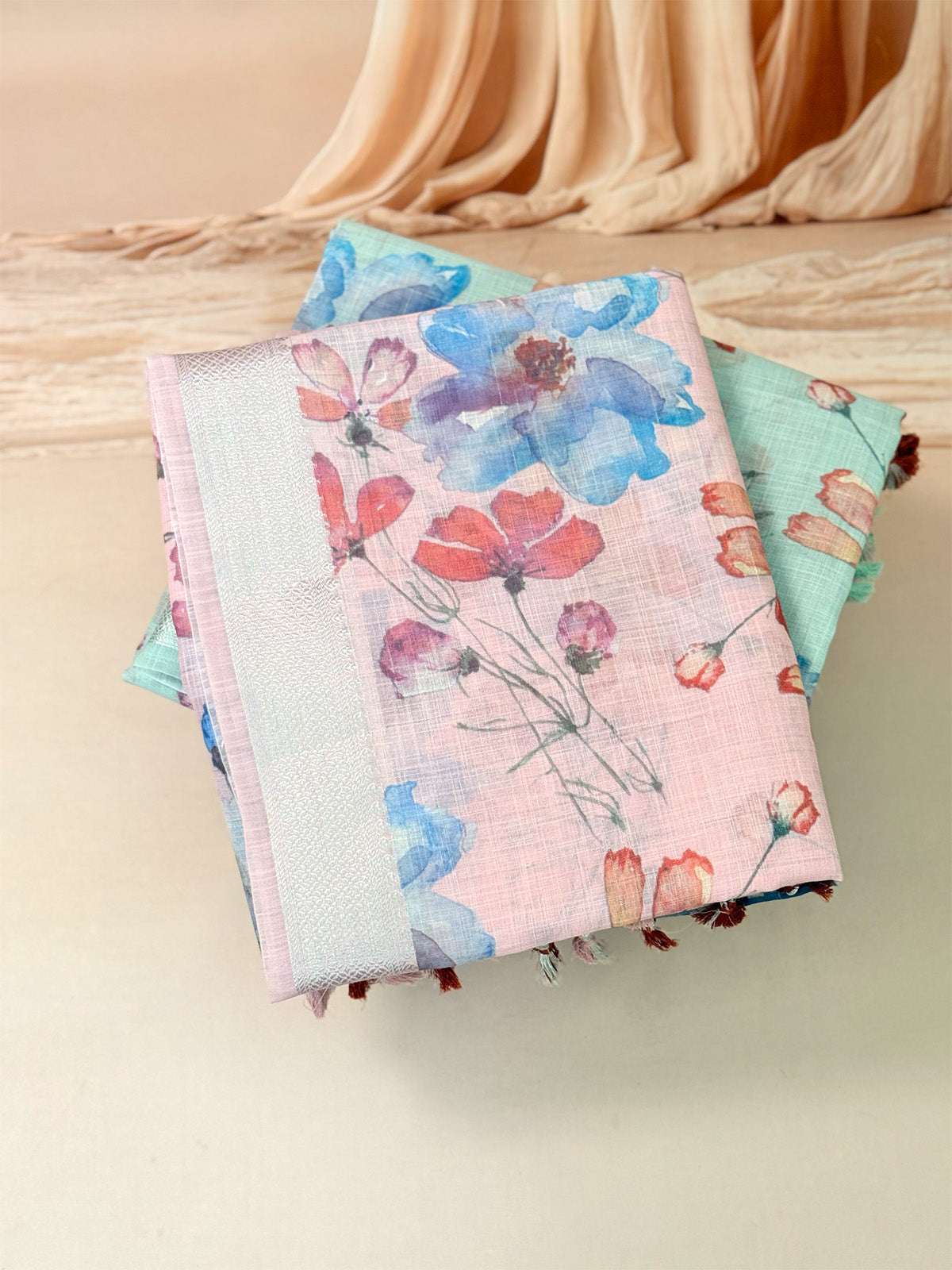 Pure linen with digital floral print
