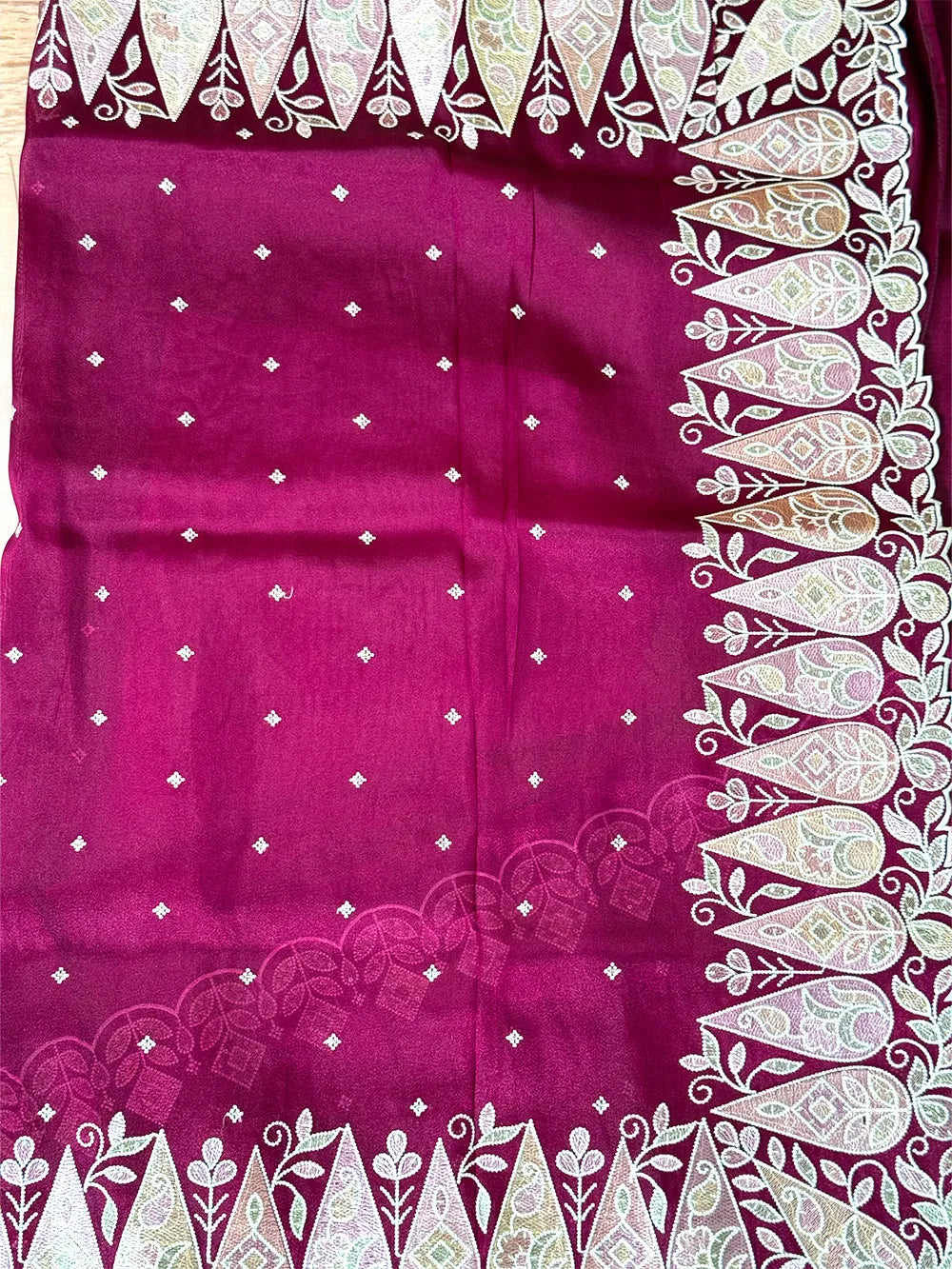 Glass Tissue With Korean Embriodery