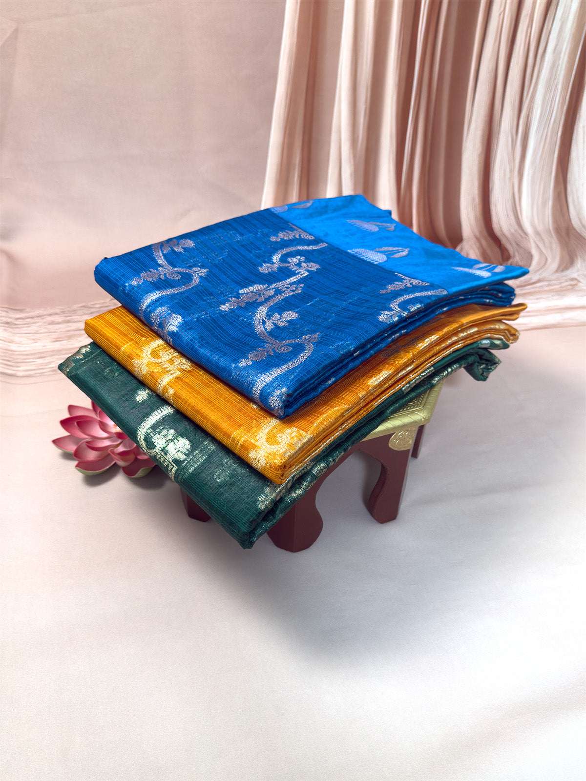 Chinon silk