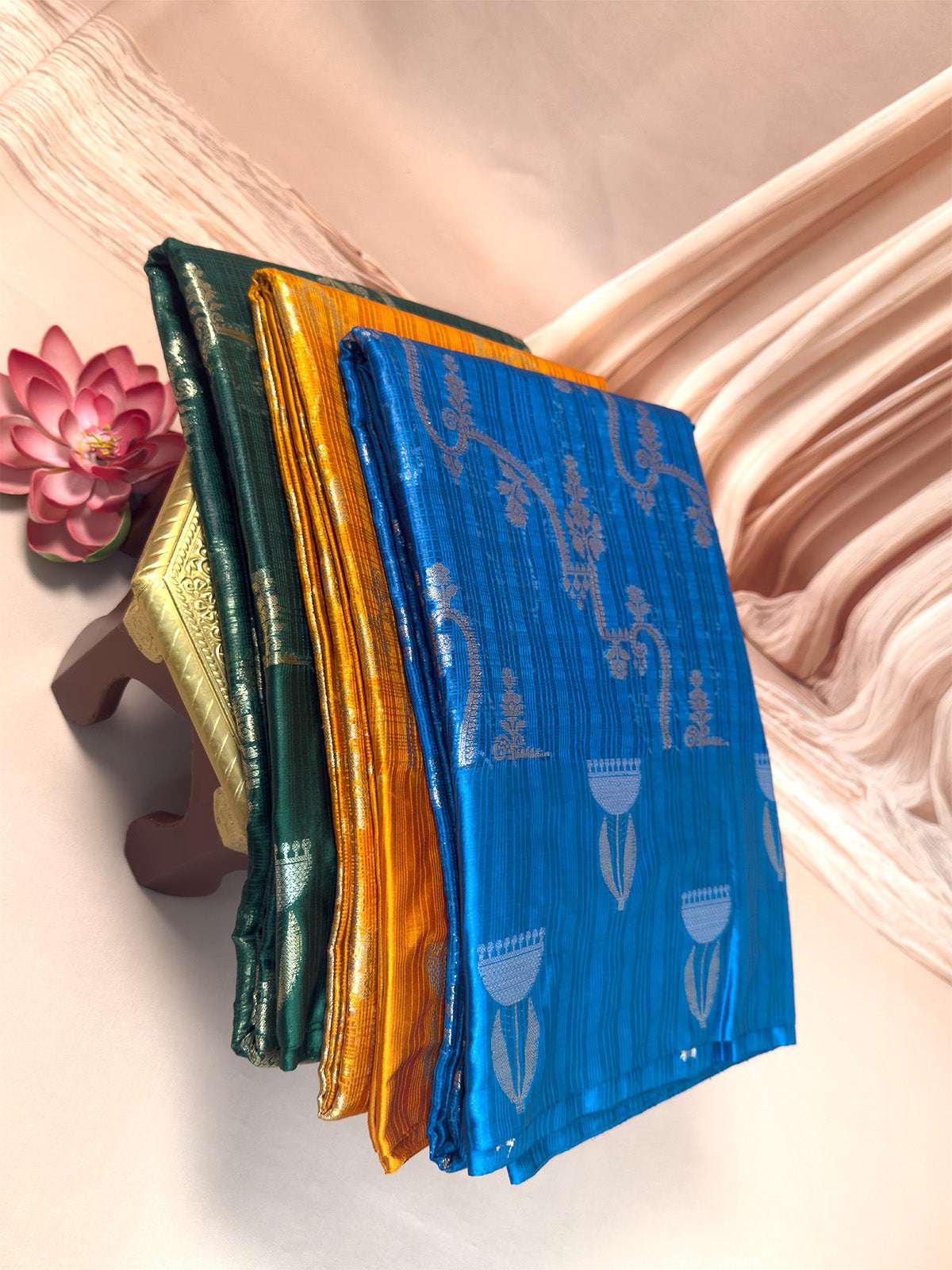 Chinon silk